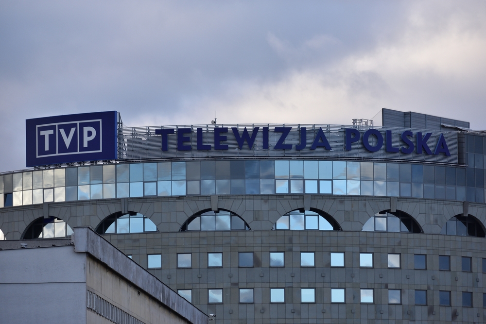 Zmiany w Emiratesie Żona dla Polaka! Nowy harmonogram emisji programu TVP