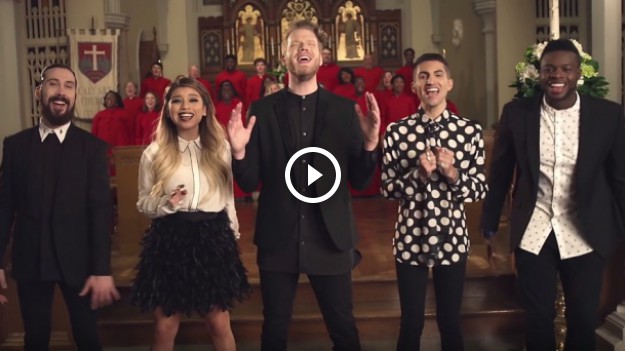 Pentatonix Cieszą Się Na Boże Narodzenie W Radosnej Kolędzie "O Come ...